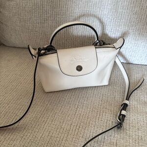 Elegant White Handbag